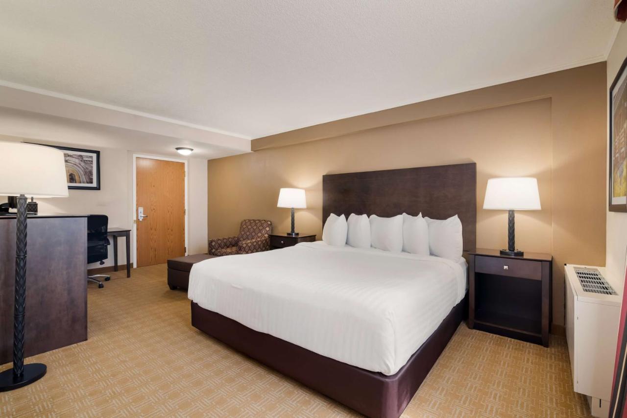 Best Western University Inn Canton Esterno foto