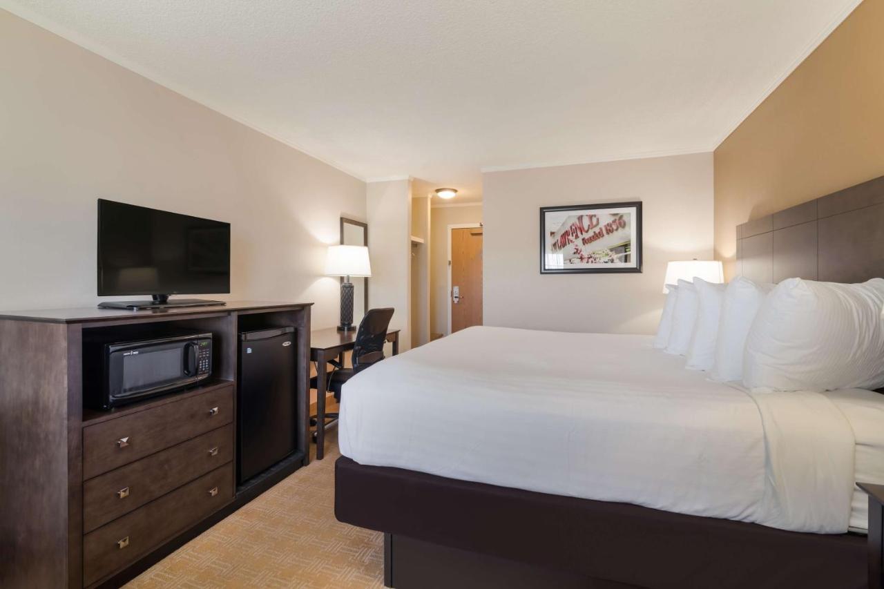 Best Western University Inn Canton Esterno foto